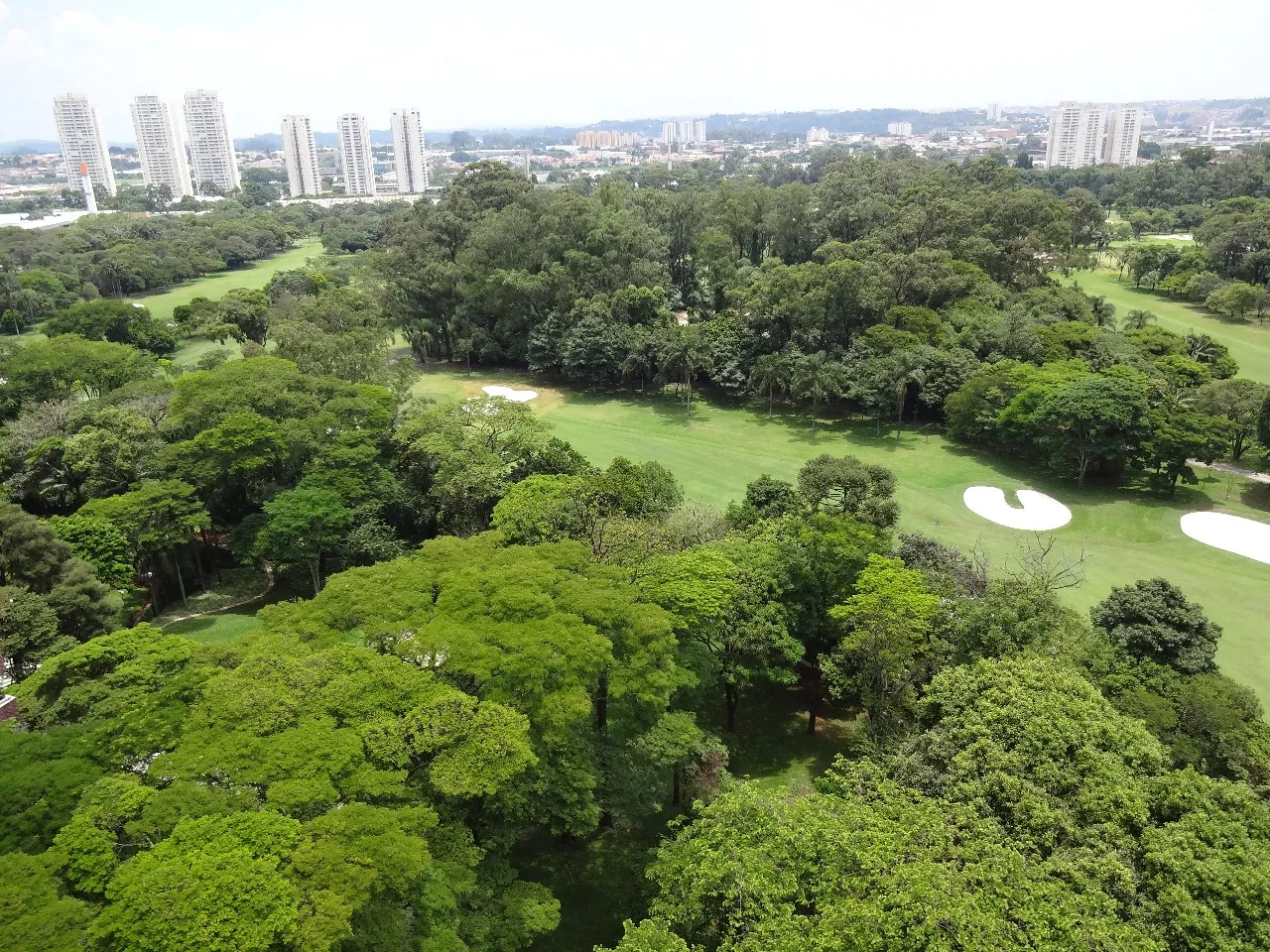 Imagem VENDO LINDO APARTAMENTO COM 04 DORMITÓRIOS NO BAIRRO JARDIM BÉLGICA!
