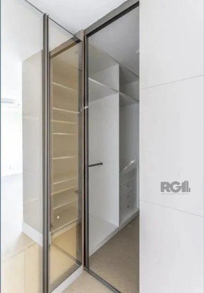 Imagem Apartamento com 3 Suítes e 3 Vagas Próximo à Praça da Encol - 200m² - Bela Vista