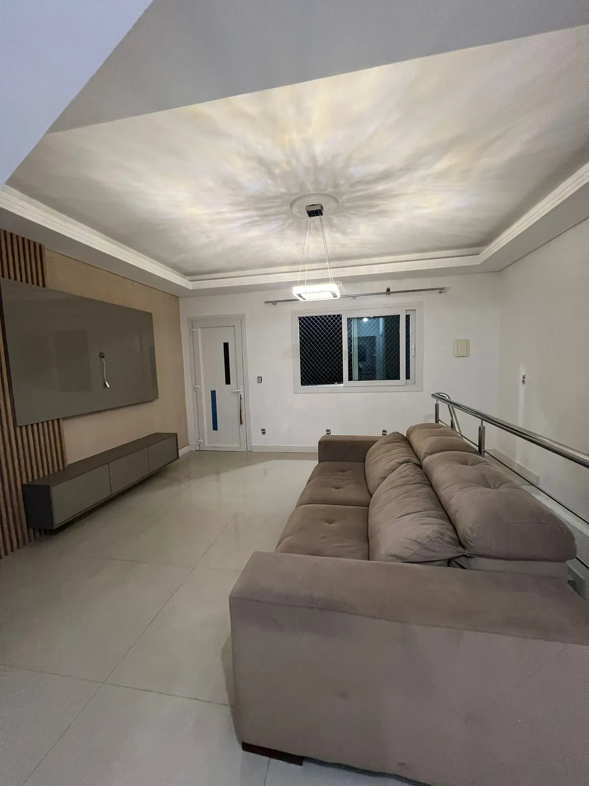 Imagem Casa sobrado em Gravatai de 3 dormitórios e 2 vagas