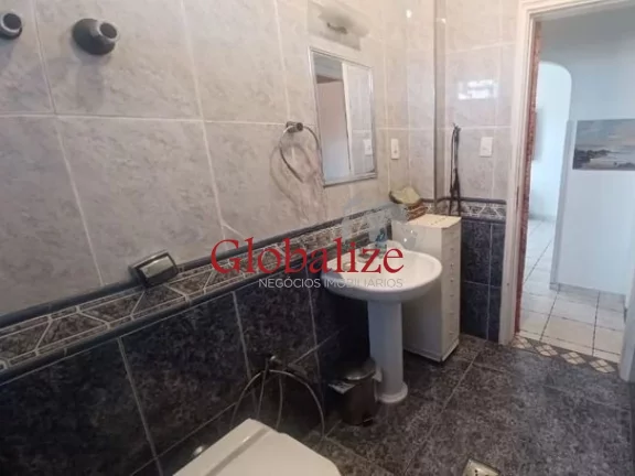 Imagem Apartamento com 2 quartos, 1 banheiro, vaga de garagem e portaria eletrônica na Encruzilhada em Santos R$ 400.000,00