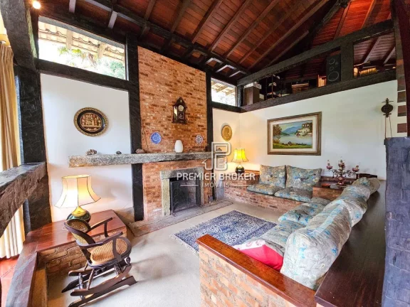 Imagem Casa à venda, 273 m² por R$ 1.950.000,00 - Fazenda Boa Fé - Teresópolis/RJ