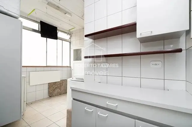 Imagem Apartamento com 294m², 5 dormitórios, 2 Suítes - 2 Vagas, para quem quer viver no sossego com grandes e deliciosos espaços, aqui é para viver em paz total. Esse imóvel é um achado, muito ensolarado, ótimo preço por m².