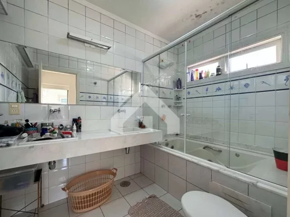 Imagem Casa de Condomínio em Jardim Passárgada I - Cotia