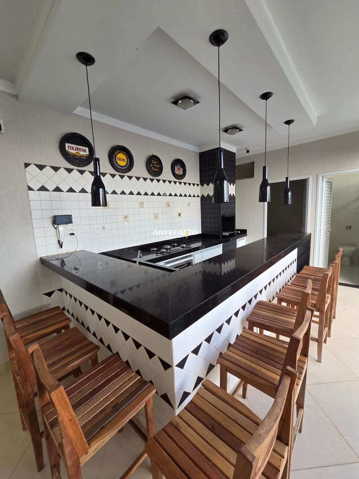 Imagem Sobrado à venda em Franca, Jardim Piratininga, com 4 quartos, 340m2