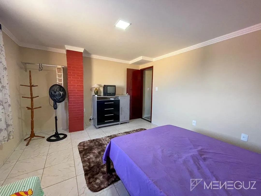 Imagem Casa a venda em Guarapari, de frente para a praia de santa monica