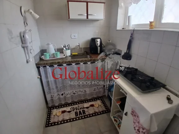 Imagem Belo apartamento em Santos no bairro da Pompéia em prédio na avenida da praia de 1 dormitório à venda por R$ 350.000,00.