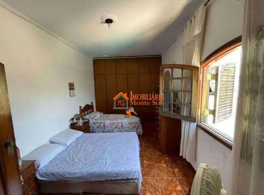 Imagem Sobrado com 5 dormitórios à venda, 600 m² por R$ 2.438.000,00 - Jardim Vila Galvão - Guarulhos/SP