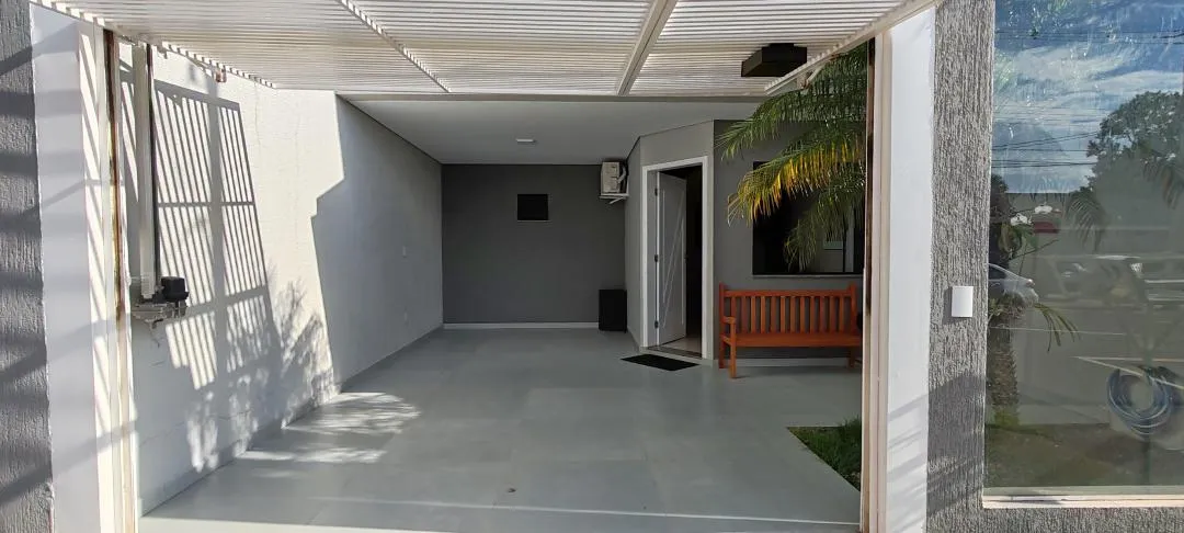Imagem Sobrado mobiliado à venda em Cascavel, Coqueiral - 110.18m², suíte mais dois quartos, Churrasqueira, Portão eletrônico