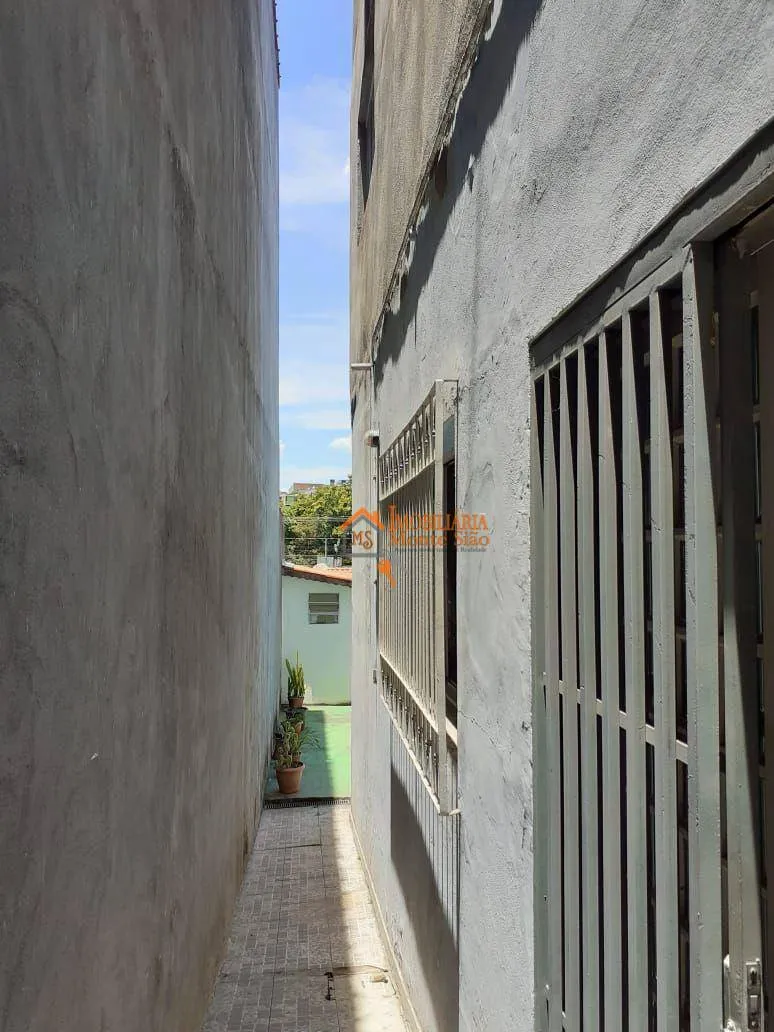 Imagem Casa com 1 dormitório à venda, 100 m² por R$ 800.000,00 - Jardim Cumbica - Guarulhos/SP