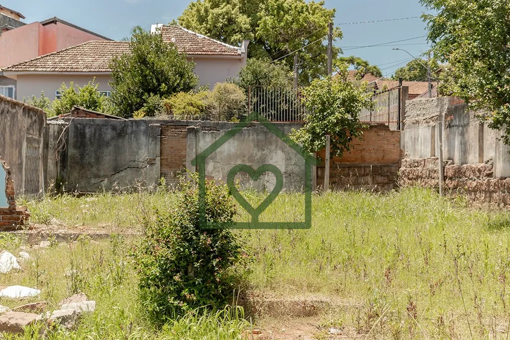 Imagem TERRENO DE 11 x 18,8 
Com 206,8m² 
 
Descubra uma excelente oportunidade de investimento em Porto A...