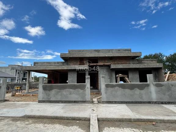Imagem Casa Unifamiliar em Forquilhas - São José