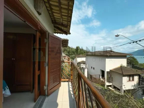 Imagem Apartamento à venda em Ilhabela-SP, no bairro Curral: 1 quarto, 1 suíte, 3 salas, 2 banheiros, 1 vaga, 40m² de área.