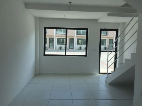 Imagem Casa de Condomínio com 2 Quartos à Venda, 77 m² em Nova Parnamirim - Parnamirim
