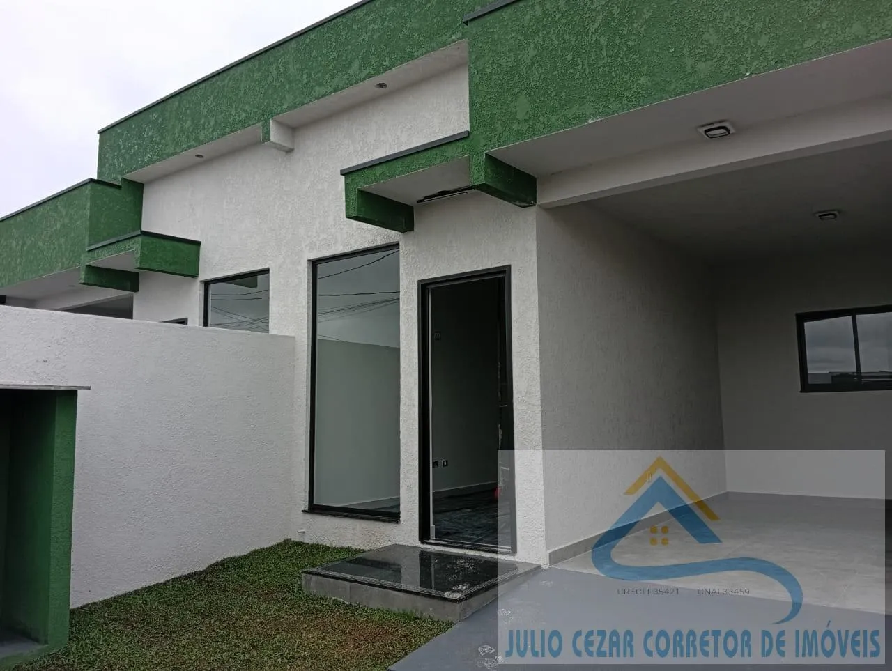 Imagem Casa para Venda em São José dos Pinhais, Barro Preto, 3 dormitórios, 1 suíte, 2 banheiros, 2 vagas