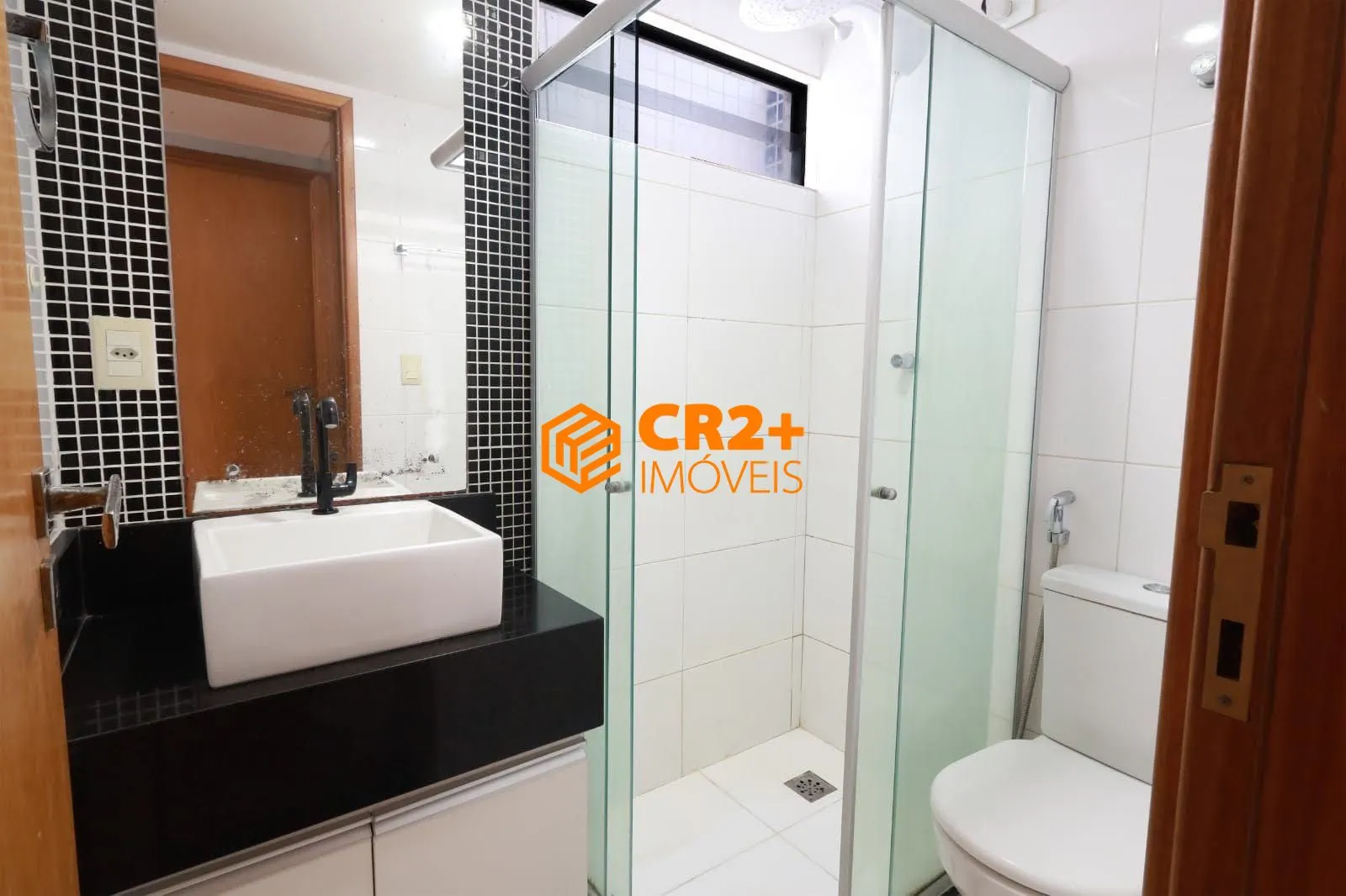 Imagem Vendo apartamento MOBILIADO com 2 quartos - 63m²