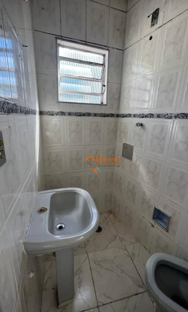 Imagem Sobrado com 3 dormitórios à venda por R$ 385.000,00 - Gopoúva - Guarulhos/SP