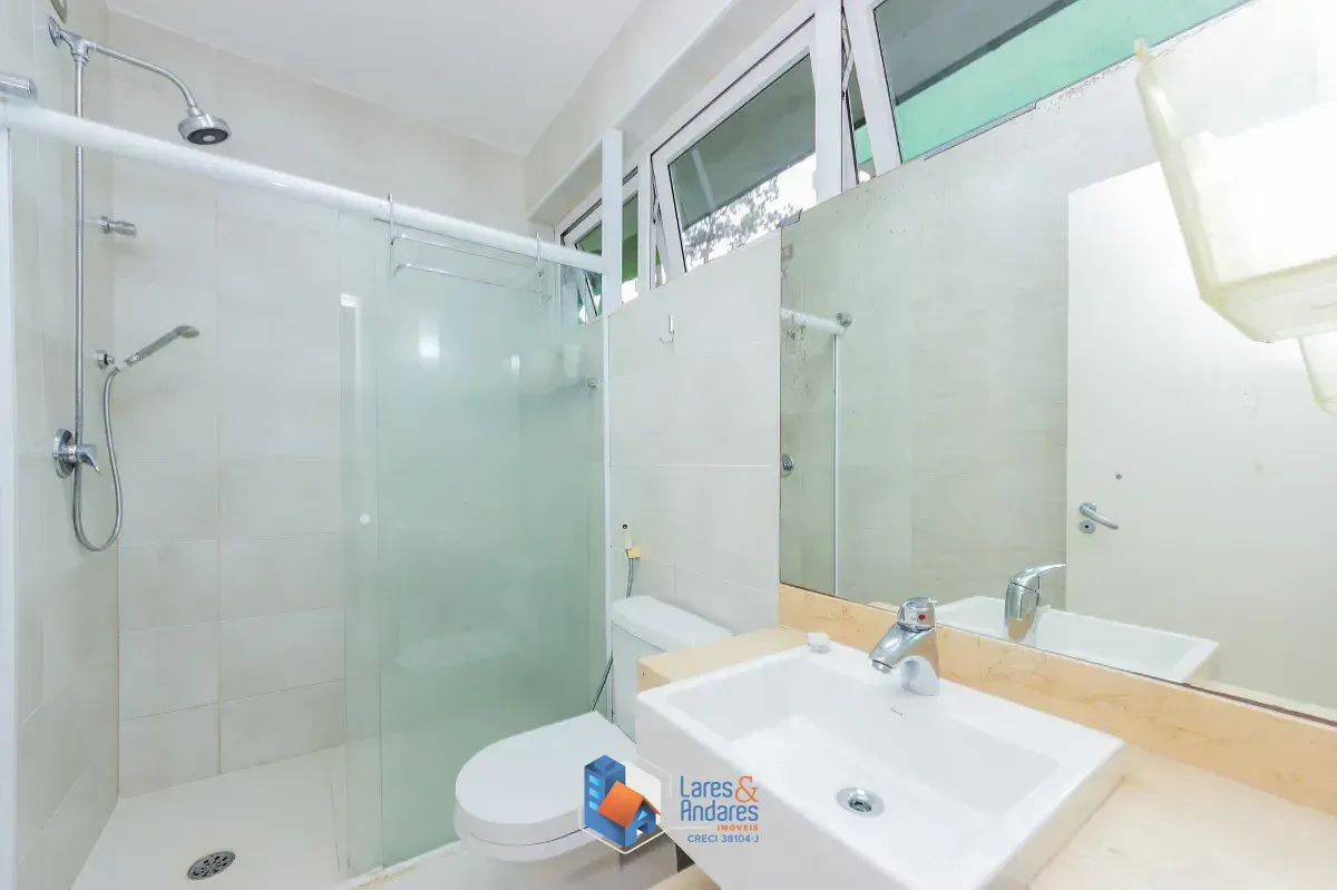 Imagem Casa para venda em Jardim Santa Helena com 4 quartos, sendo 2 suítes, 280m²
