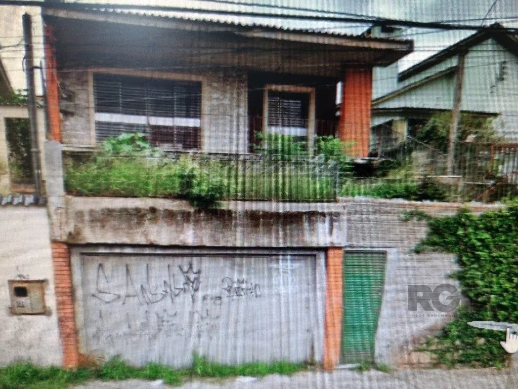 Imagem Casa no bairro Medianeira de 4 dormitórios