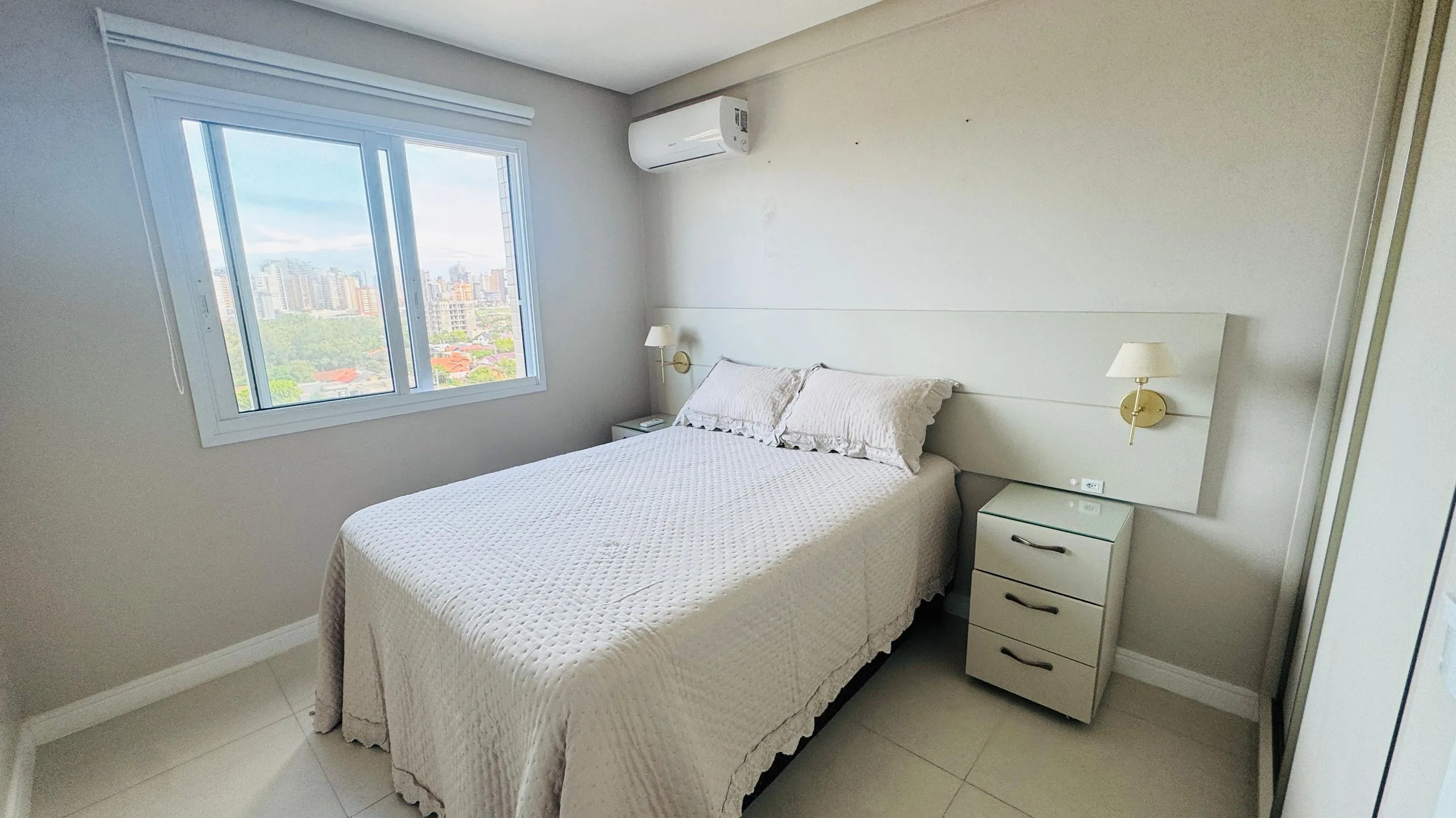 Imagem Apartamento à venda em Passo de Torres, Centro, com 3 quartos