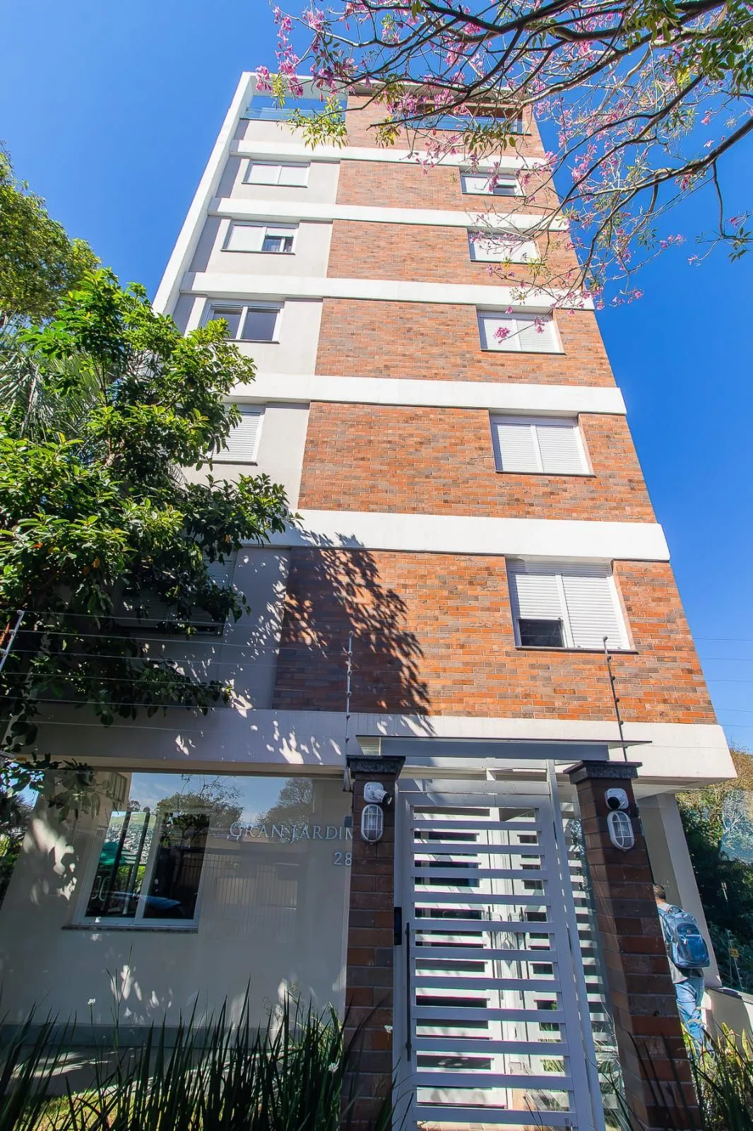 Imagem APARTAMENTO NOVO, NUNCA HABITADO NO JARDIM BOTANICO - ABAIXO DO MERCADO!