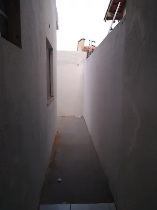 Imagem Casa com 2 Quartos à Venda, 1 m² em Conjunto Habitacional Turu - São Luís