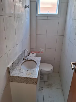 Imagem Maravilhosa casa térrea em Santos na Ponta da Praia com uma vaga de garagem, 3 suítes e churrasqueira a venda por R$ 990.000,00