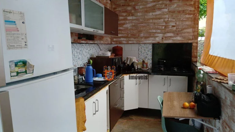 Imagem Chácara com 2 dormitórios à venda, 810 m² por R$ 650.000,00 - Parque Residencial Atibaia - Atibaia/SP
