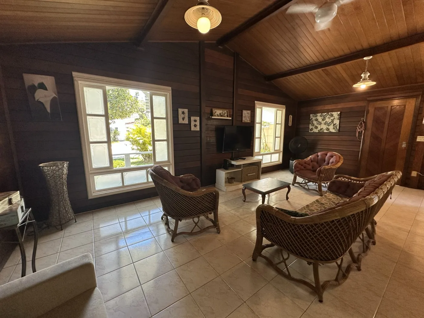 Imagem Casa para Venda em Bertioga, Riviera, 3 dormitórios, 1 suíte, 2 banheiros, 3 vagas