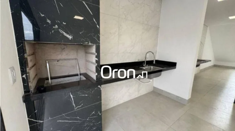 Imagem Sobrado à venda, 201 m² por R$ 1.700.000,00 - Jardins Porto - Senador Canedo/GO