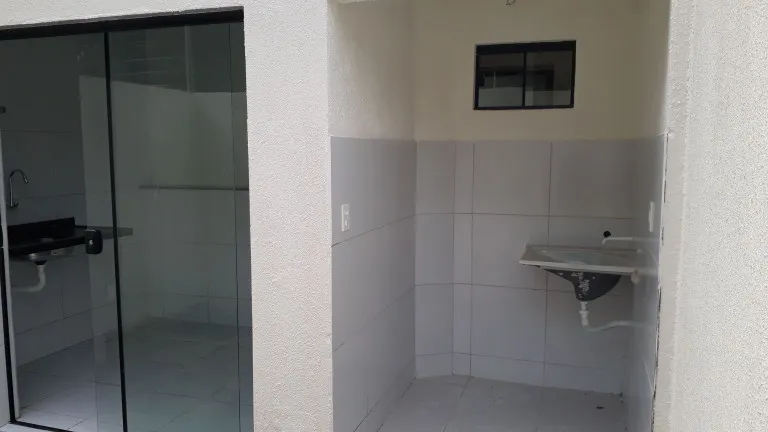 Imagem Casa de Condomínio com 2 Quartos à Venda, 80 m² em Ponta Negra - Natal