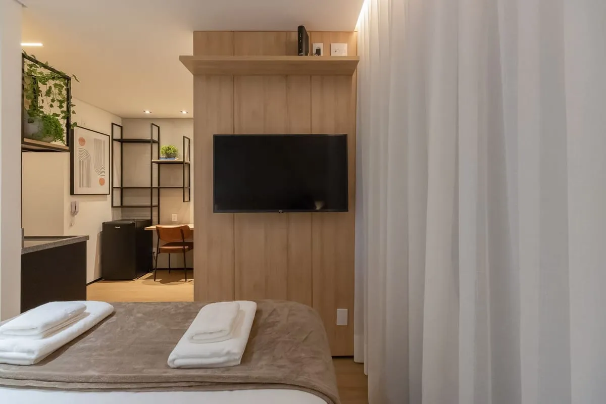 Foto do imóvel Apartamento com 1 Quarto para alugar, 24m² - Pinheiros em Rua Alves Guimarães, 105 - Pinheiros, São Paulo - SP