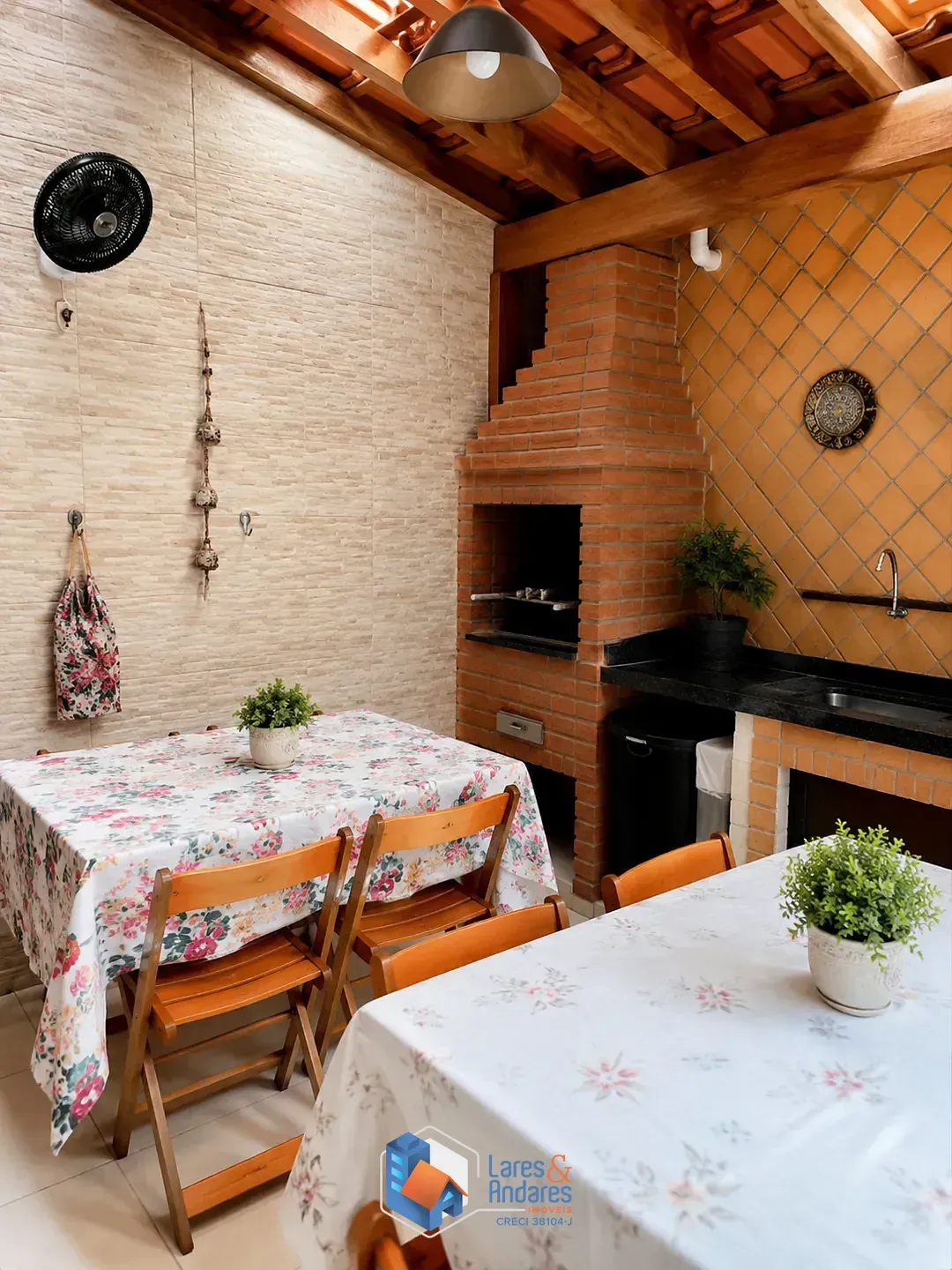 Imagem Casa no condomínio Loteamento City Jaragua para venda com 3 quartos, 90m²