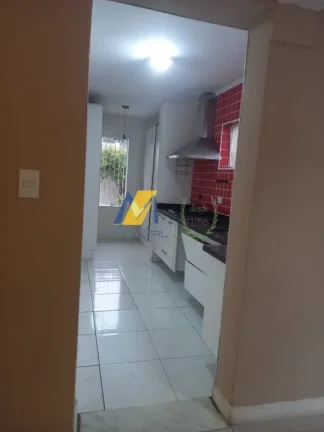 Imagem Casa para Venda com 148m², 3 dormitórios sendo 2 suítes, churrasqueira, 2 vagas.