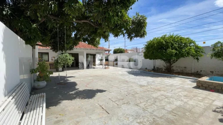 Imagem Ponto comercial, Centro, 03 quartos, 02 salas,780m aproximados