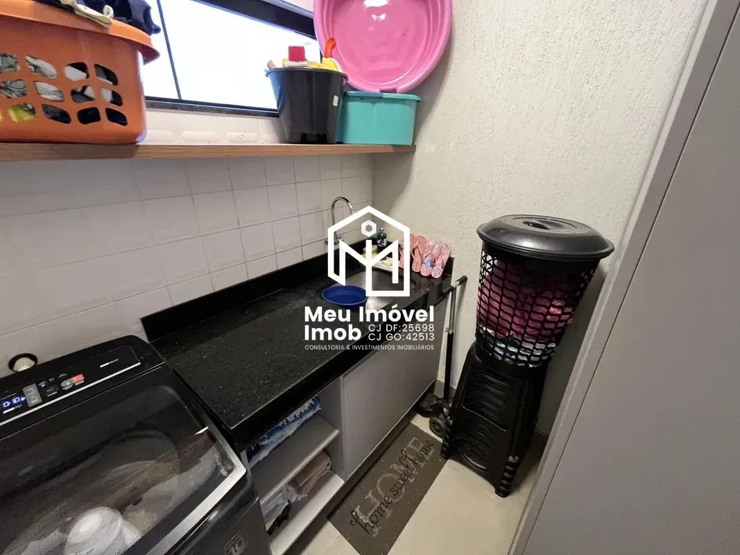 Imagem Casa 4 Quartos 3 Suítes 2 Vagas 268m²