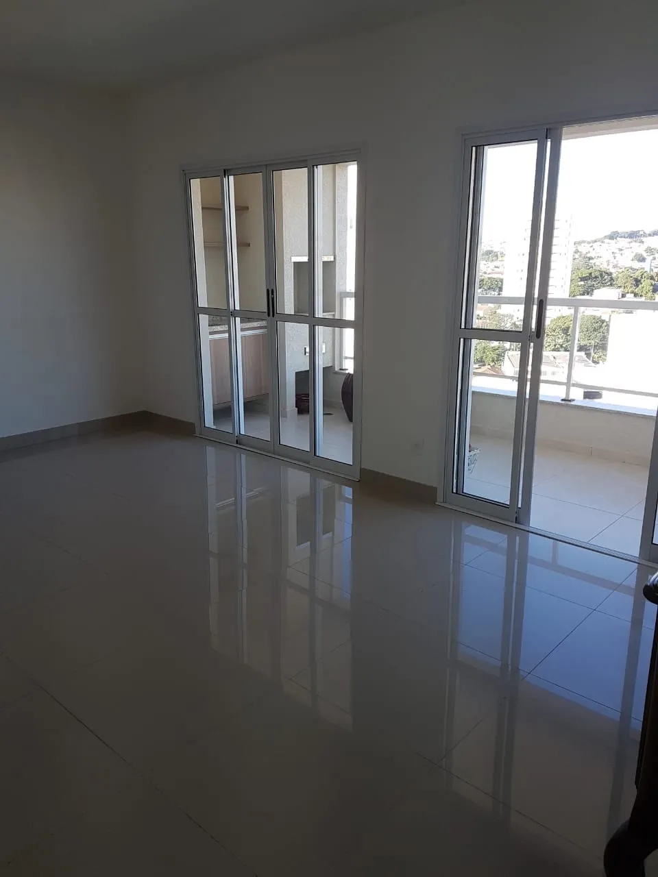 Imagem Apartamento à venda 3 Quartos, 1 Suite, 2 Vagas, 88M², Jardim das Nações, Taubaté - SP | Condomínio Camburi