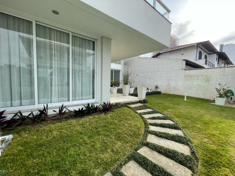 Foto do imóvel Casa com 3 quartos, 387m2, à venda em Balneário Piçarras, Centro em Rua João Medeiros