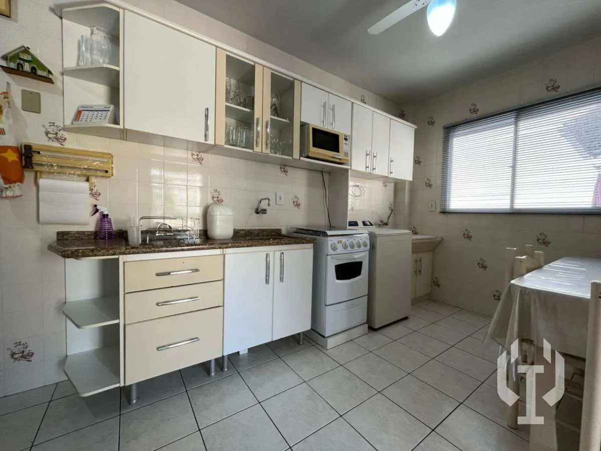 Imagem Apartamento à venda, no Edificio dos estados em Itapema, Meia praia, com 3 quartos, 108m2