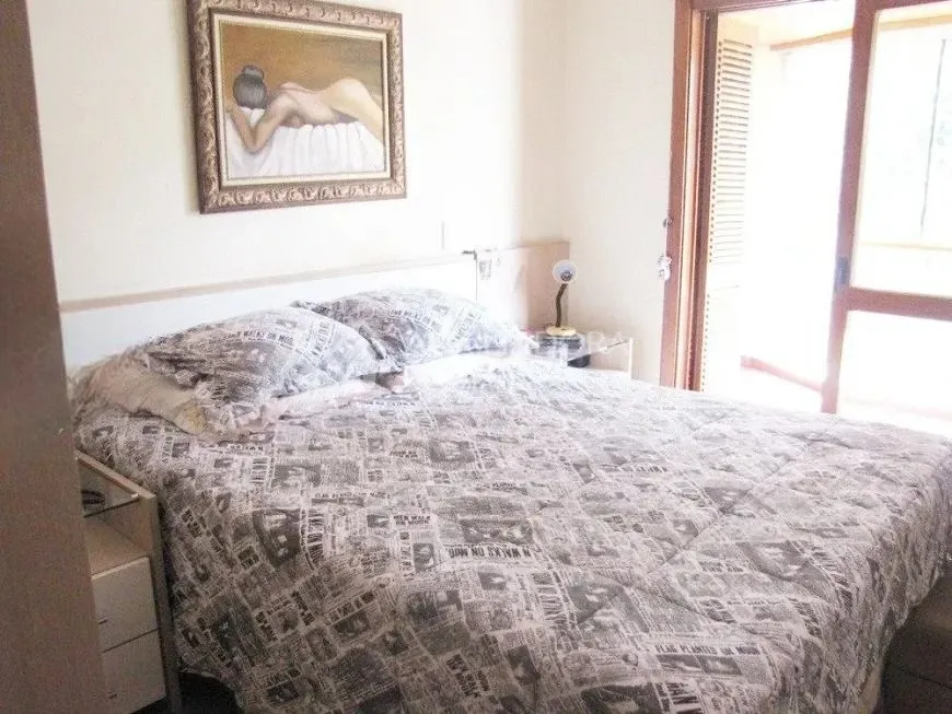 Imagem Apartamento com 159m², localizado no bairro Bela Vista em Porto Alegre/RS.
