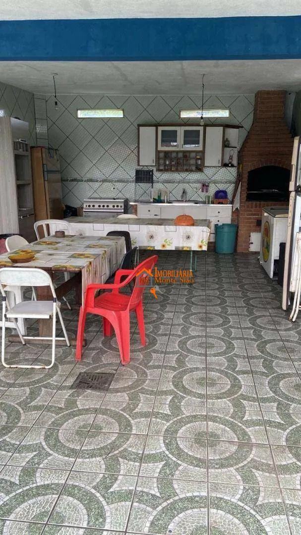 Imagem Sobrado com 4 dormitórios à venda, 250 m² por R$ 1.800.000,00 - Bela Vista - Guarulhos/SP