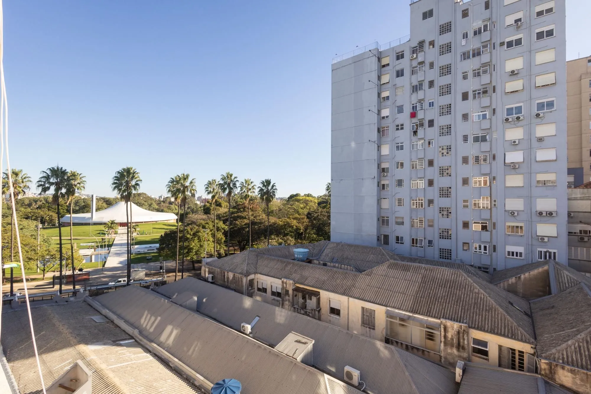 Imagem Apartamento totalmente reformado de 140m2 com vaga no Bom Fim