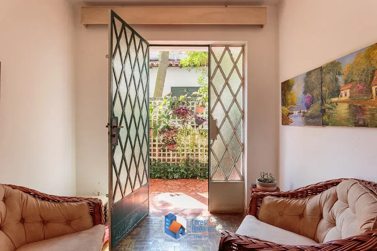 Foto do imóvel Casa para venda em Vila Mariana com 3 quartos, 190m² em Rua Gassipós