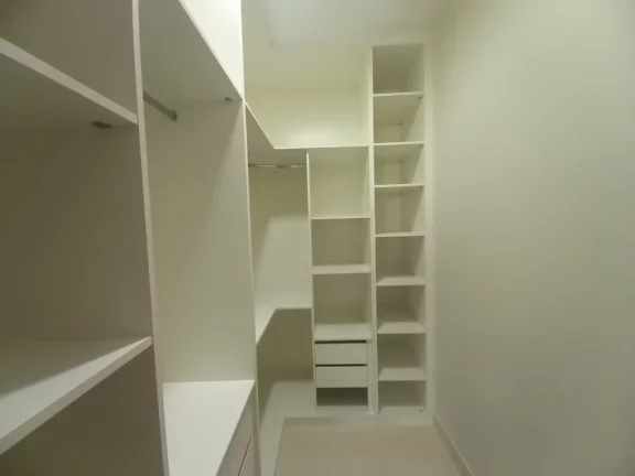 Imagem Casa duplex de alto padrão composta de 3 suítes 3 vagas de garagem na Praia do Morro