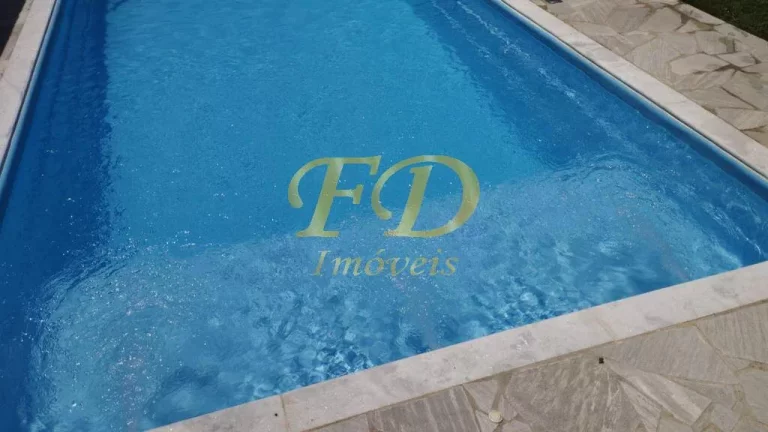 Imagem Casa de Campo c/ Piscina em Condomínio em Atibaia