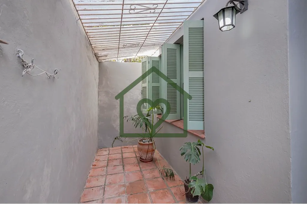 Imagem Descubra o apartamento ideal localizado no coração do bairro Rio Branco. Este acolhedor apartament...