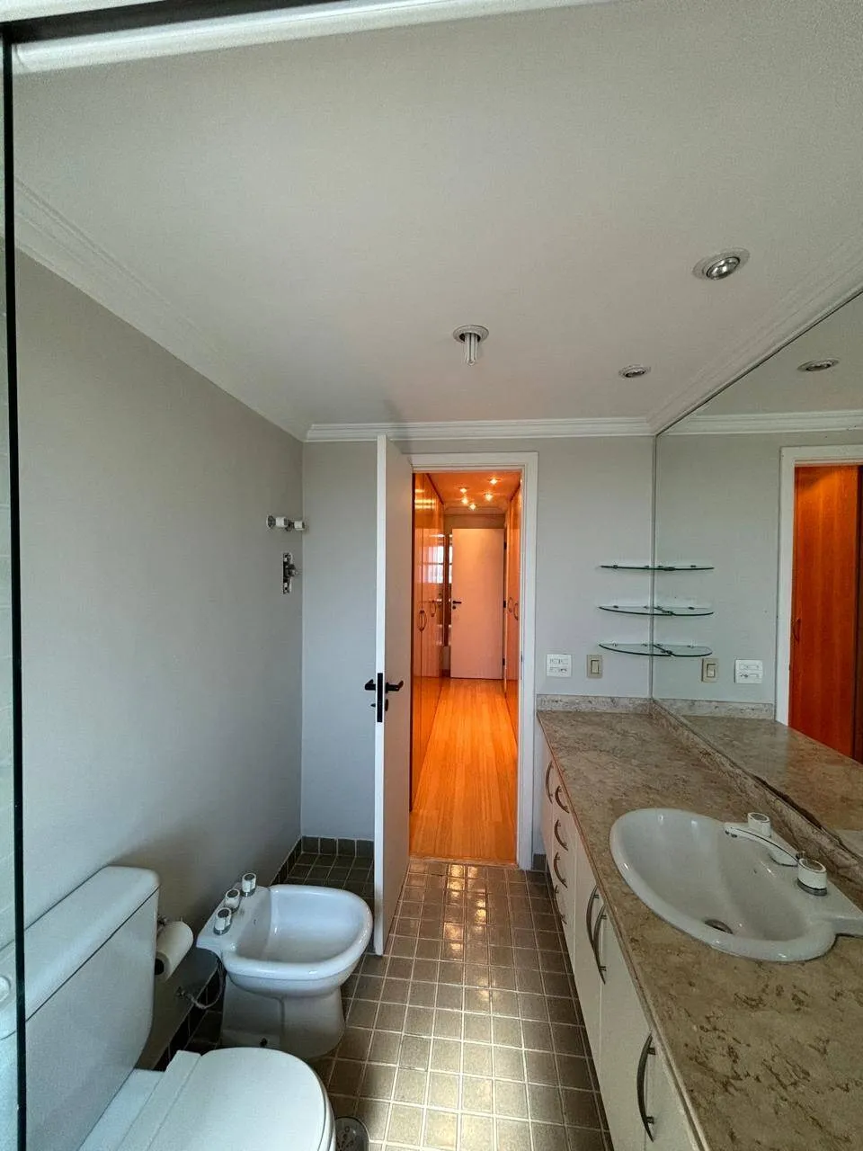 Imagem Apartamento com 3 Dormitórios e 3 Vagas em Alphaville, Barueri - Frente à Pista de Caminhada