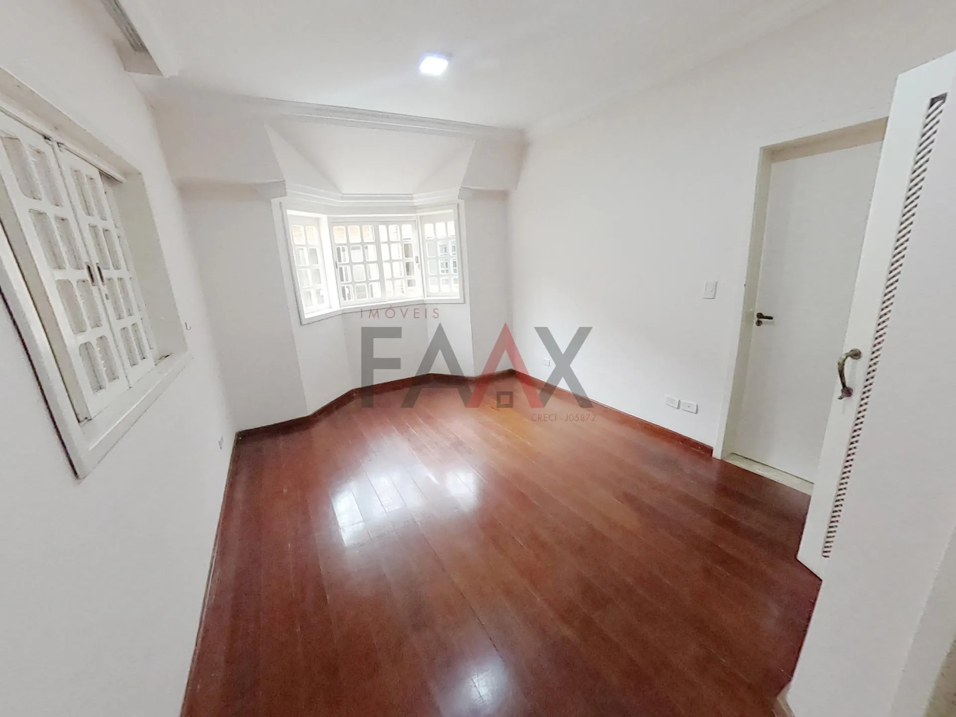 Imagem Excelente Casa com amplo espaço no Bairro Santana, com 300,00m²