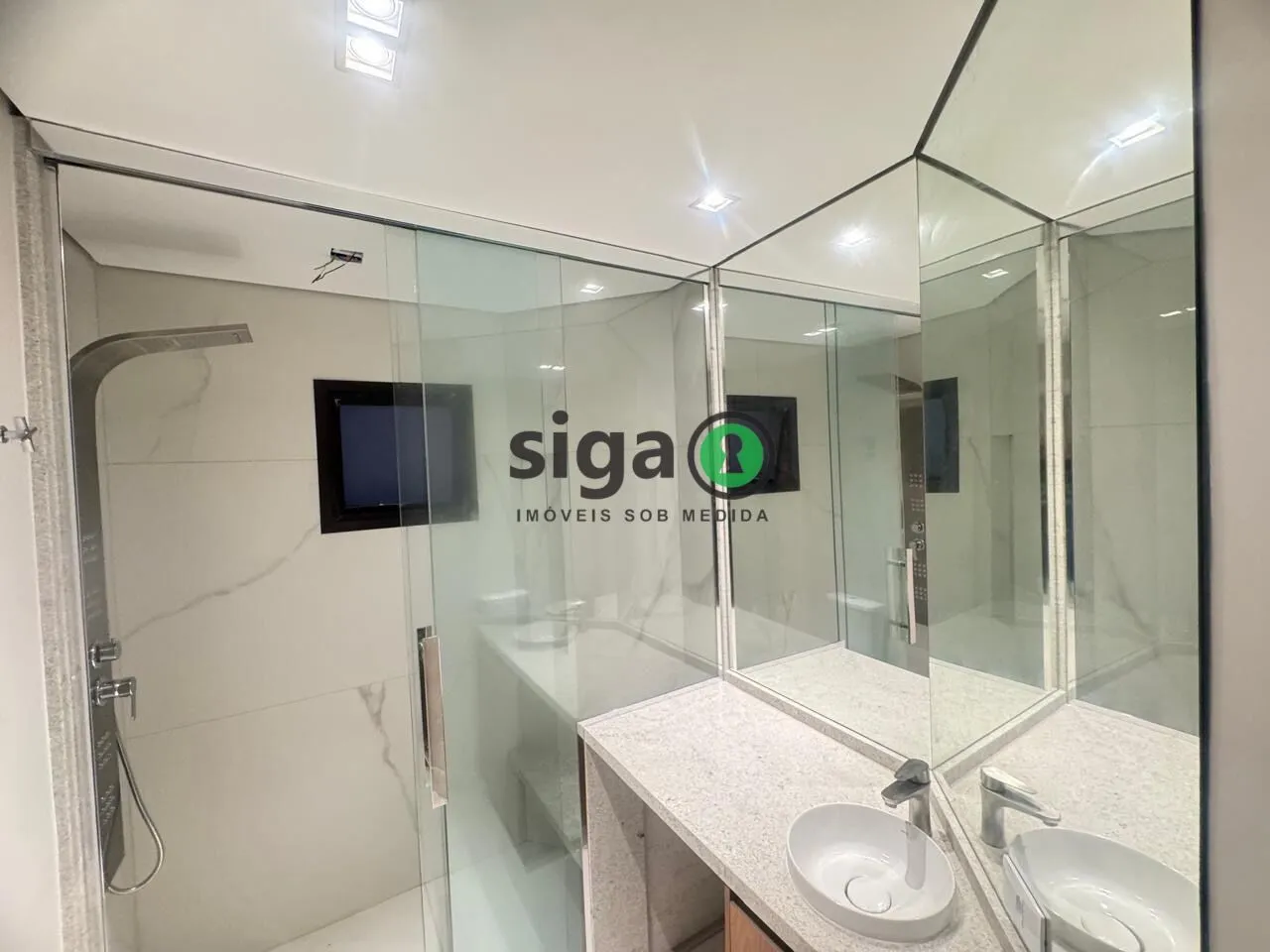 Imagem Apresentamos um apartamento totalmente reformado, elegante e funcional