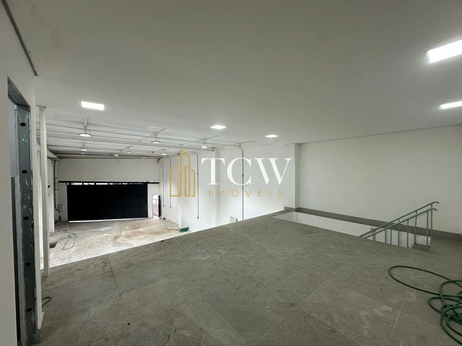 Imagem Galpão Comercial para Locação | 252 m² | Pé-direito de até 6,14 m | São Paulo/SP