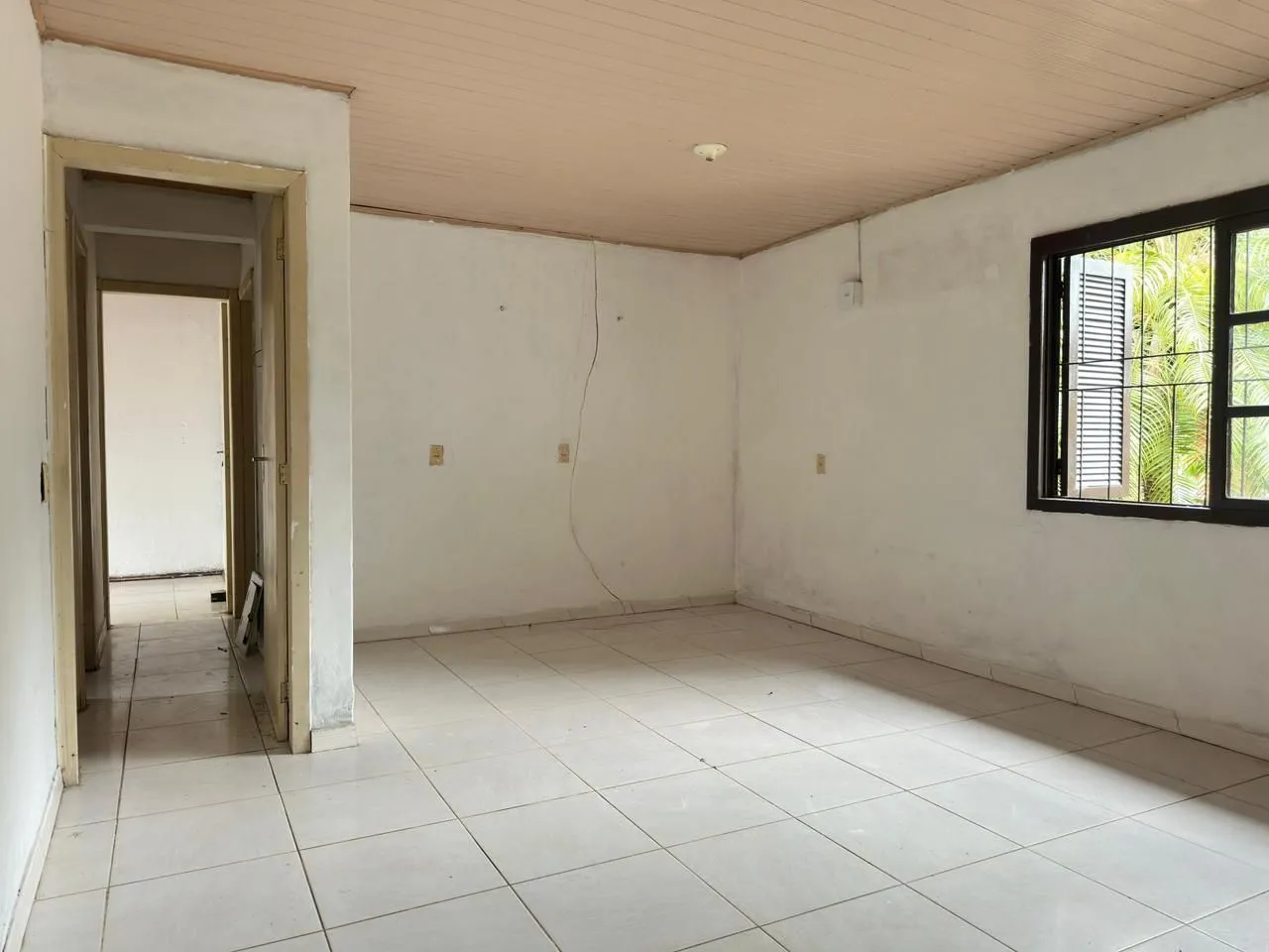 Imagem Casa com 3 dormitórios e edicula para venda e locação no bairro Belém Novo